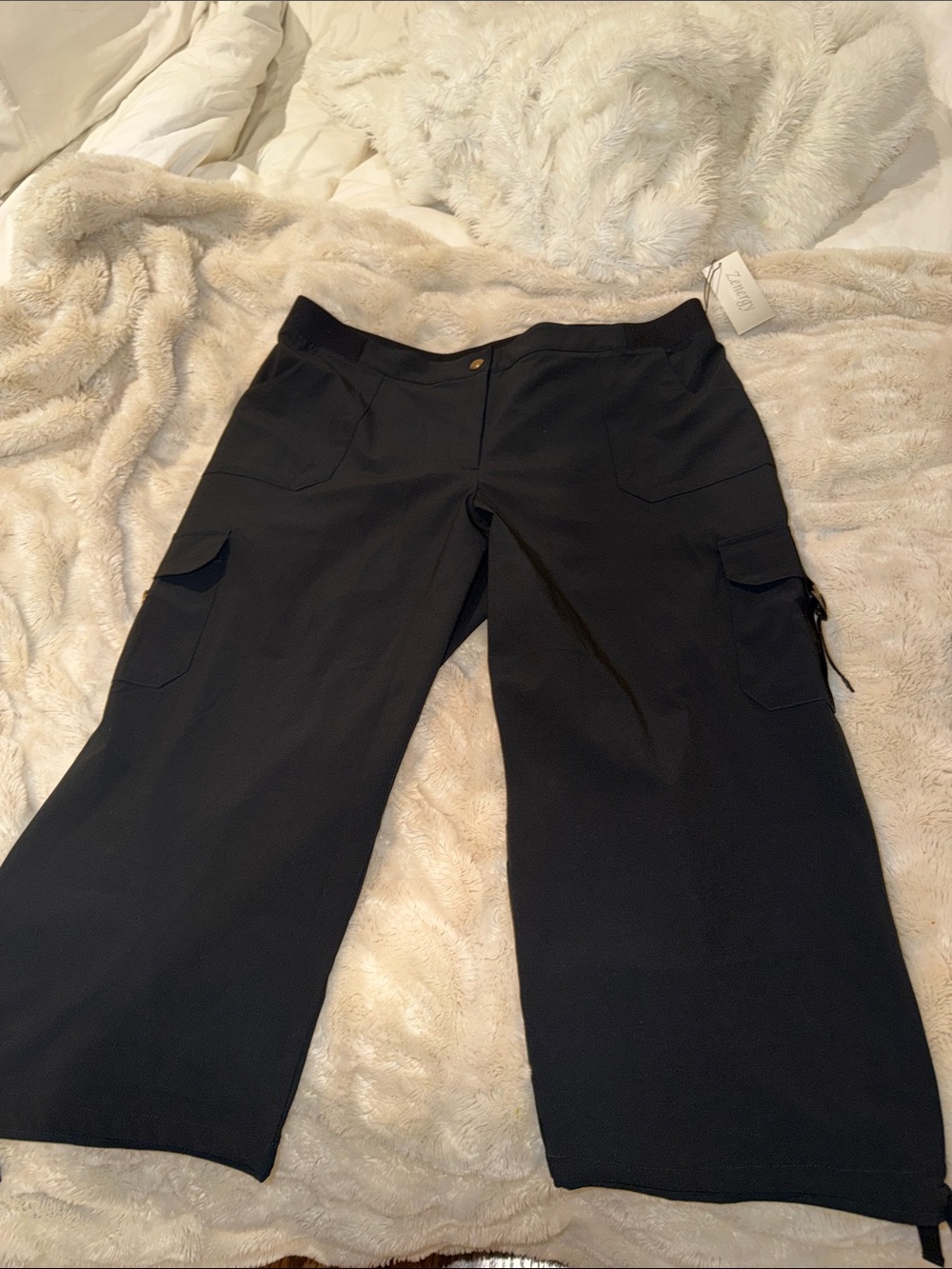 Chico's Black Wide-Leg Capris with Cargo Pockets
